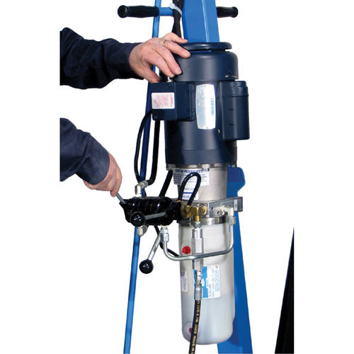 Manipulateurs de barils Hydra-Lift, Capacit&eacute; 55 gal. US (45 gal. imp.) Waymarc Industries Inc