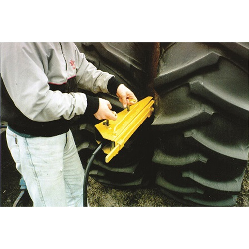 Pro Series Dual Agricultural Hydraulic Bead Breaker Waymarc Industries Inc