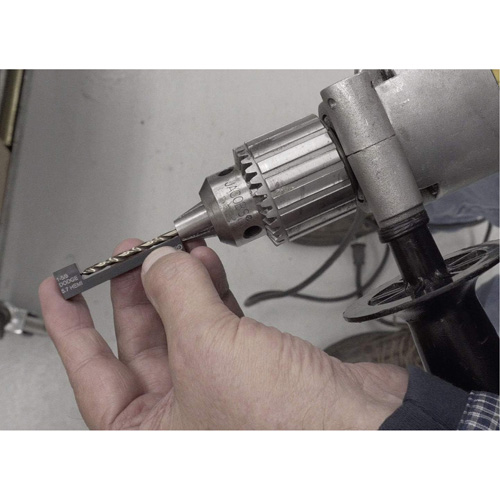 Gabarit de perçage pour installation sur collecteur pour Dodge 5,7 L Hemi Waymarc Industries Inc