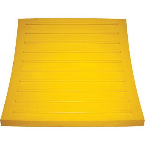 Cale de roue, Polyur&eacute;thane, Jaune, 15-1/4" la x 12-1/8'' p x 10-3/4" h Waymarc Industries Inc