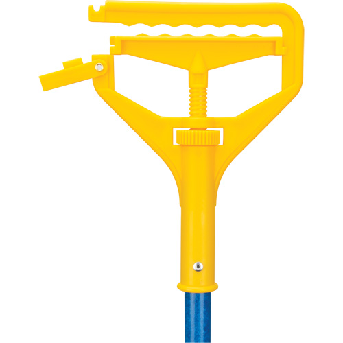 Handle with Clip, Fibreglass/Plastic, Open Gate Tip, 60" Length Waymarc Industries Inc