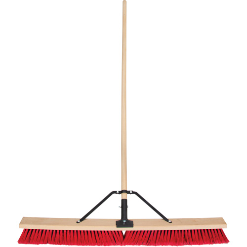 Balai-brosse &agrave; manche renforc&eacute;, 36", Moyen, Soies PVC Waymarc Industries Inc