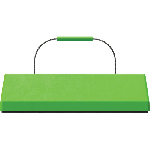 Cale de roue pour avion Checkers Safety SafeRay avec poign&eacute;e &agrave; c&acirc;ble & patin en caoutchouc, Ur&eacute;thane, Vert fluorescent, 24" la x 8" p x 6" h Waymarc Industries Inc