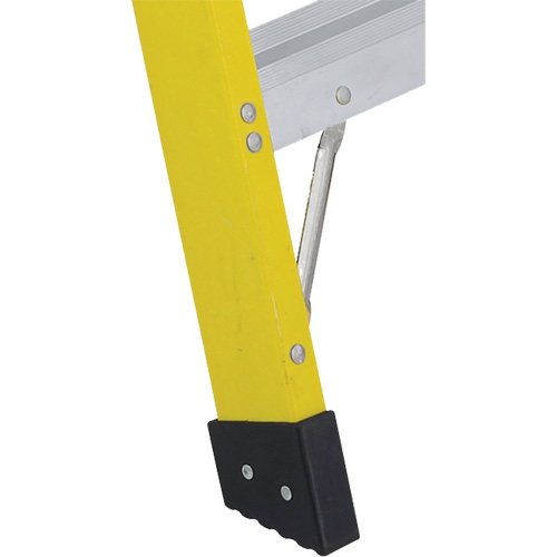 Industrial Heavy-Duty Stepladders (6400 Series), 4', Fibreglass, 300 lbs. Capacity, Type 1A Waymarc Industries Inc