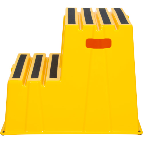 Escabeau industriel, 2 marches, 26" x 22-7/16" x Hauteur 19-11/16" Waymarc Industries Inc