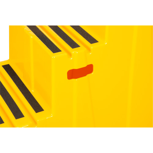 Escabeau industriel, 3 marches, 34-13/16" x 22-7/16" x Hauteur 28-1/2" Waymarc Industries Inc