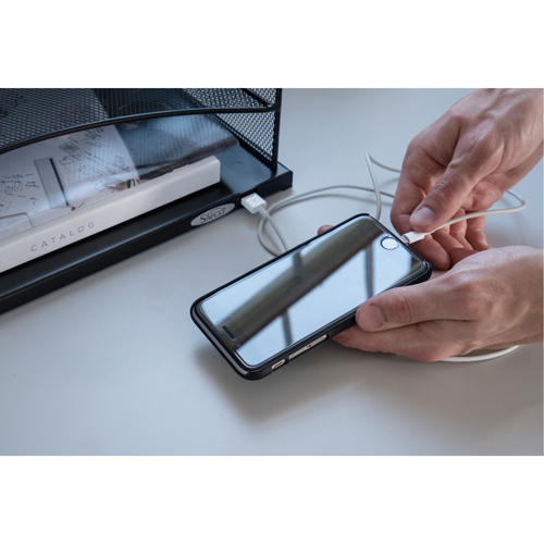 Organisateur de bureau avec alimentation USB Onyx Waymarc Industries Inc