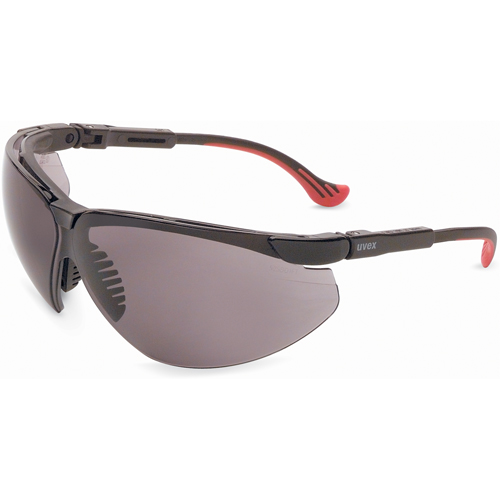 Lunettes de s&eacute;curit&eacute; Uvex Genesis avec lentilles HydroShield, Lentille Grise/fum&eacute;e, Antibu&eacute;e, R&eacute;pond ou surpasse la norme CSA Z94.3 Waymarc Industries Inc