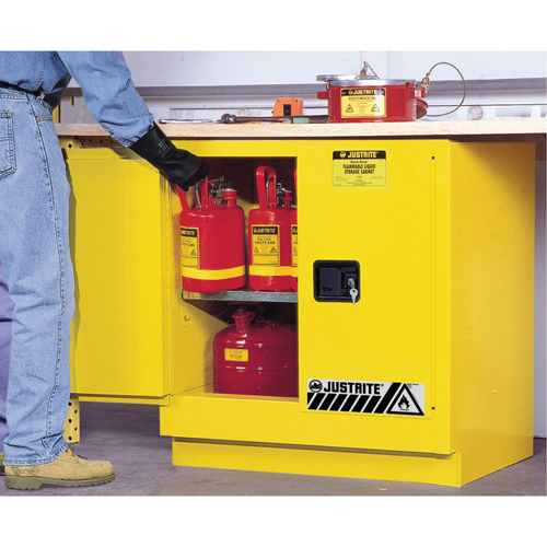 Armoire de s&eacute;curit&eacute; pour dessous de comptoir pour produits inflammables EX Sure-Grip, 22 gal., 2 Porte(s), 35" La x 35" h x 22" p Waymarc Industries Inc