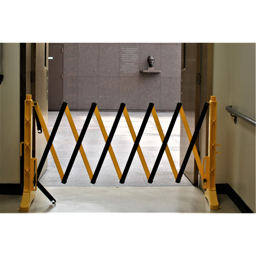 Xpandit Barricade, 36" H x 11.5' L, Black/Yellow Waymarc Industries Inc