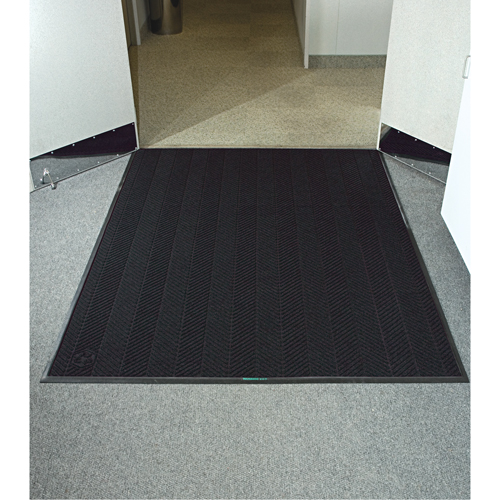 Tapis Waterhog Eco Elite, Essuie-pieds/grattoir, 4' x 8' x 3/8", Fum&eacute;e noire Waymarc Industries Inc