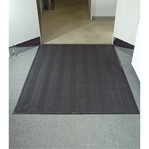 Waterhog&reg; Eco Elite Matting, Wiper/Scraper, 6' x 20' x 3/8", Grey Ash Waymarc Industries Inc