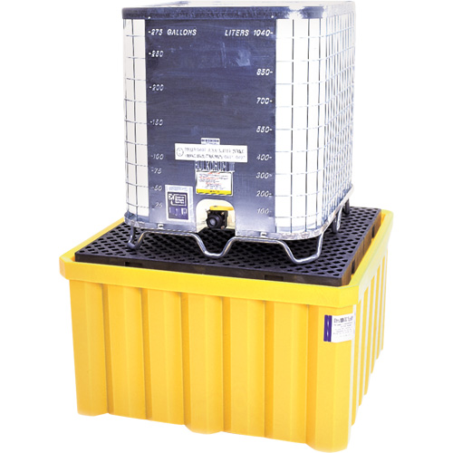 Palette antid&eacute;versement avec drain Ultra-IBC Spill Pallet , Capacit&eacute; de d&eacute;versement 400 gal. US, 58,75" x 58,75" x 33" Waymarc Industries Inc