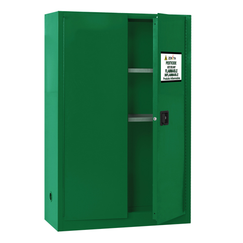 Armoire de rangement pour pesticides, 45 gal., 65" h x 43" l x 18" p Waymarc Industries Inc