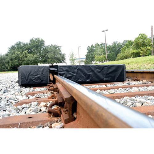 Berme Ultra-Track Berm, Capacit&eacute; 144 gal. US, 4' la x 6' lo x 12" h, Paroi en mousse Waymarc Industries Inc