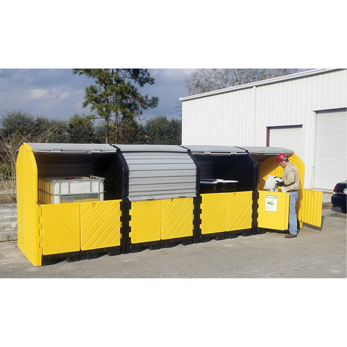 P16 Plus Ultra-Hard Top Spill Pallets sans drain, 250" lo x 79" la x 62" h, Capacit&eacute; de charge 9000 lb Waymarc Industries Inc