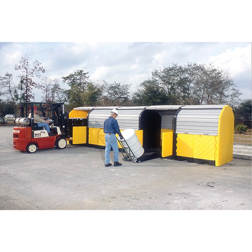 P20 Plus Ultra-Hard Top Spill Pallets avec drain, 312" lo x 79" la x 62" h, Capacit&eacute; de charge 9000 lb Waymarc Industries Inc