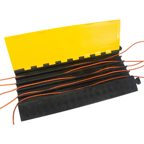 Protecteur de c&acirc;bles en polyur&eacute;thane, 5 canaux, 35,43" lo x 19,69" la x 2" h Waymarc Industries Inc