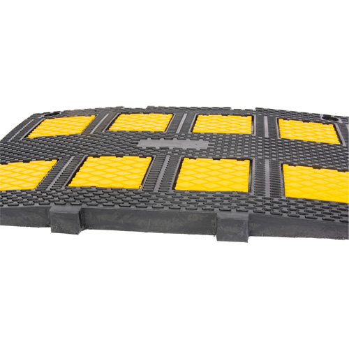 Dos d'&acirc;ne central, Caoutchouc, 3' lo x 20" la x 2" h Waymarc Industries Inc