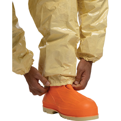 Combinaison 6000 SFR Tychem, Taille Petit, Khaki Waymarc Industries Inc