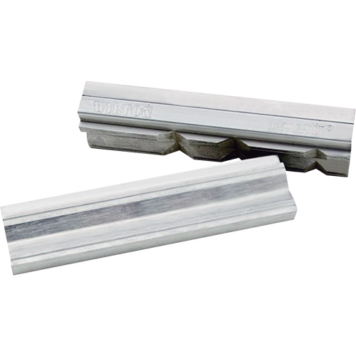 Accessoires pour &eacute;taux - Prot&egrave;ge-m&acirc;choires Magnefix &agrave; surface prismatique Waymarc Industries Inc