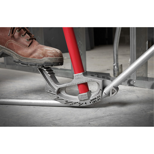 Machine &agrave; plier les conduits en aluminium Waymarc Industries Inc
