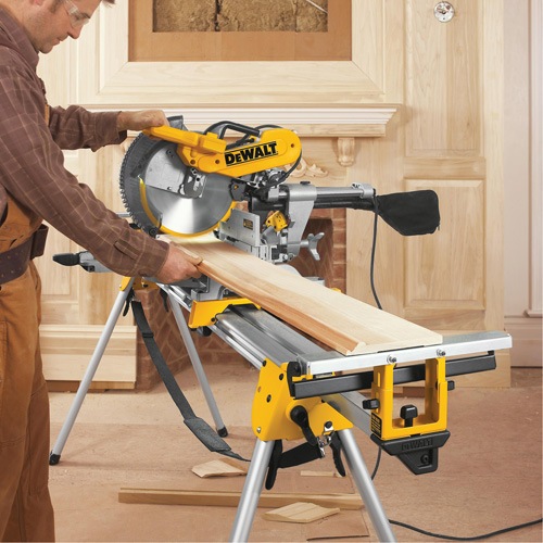 Scie &agrave; onglets combin&eacute;s coulissante &agrave; double biseau, 12", 15 A, 120 V Waymarc Industries Inc