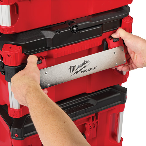 Fixation pour porte-outils &agrave; agrafe de ceinture PACKOUT Waymarc Industries Inc
