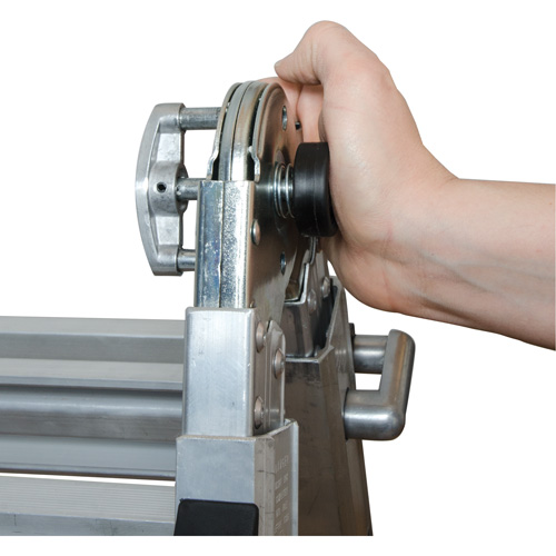 Telescoping Multi-Position Ladder, 2.916' - 9.75', Aluminum, 300 lbs., CSA Grade 1A Waymarc Industries Inc