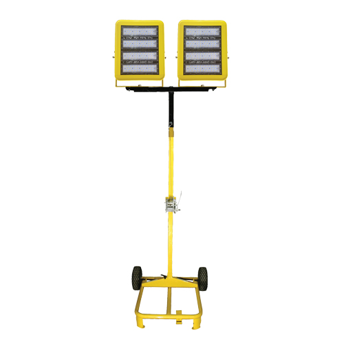 Dual-Head Cart with Winch, LED, 400 W, 60000 Lumens, Aluminum Housing Waymarc Industries Inc