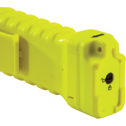 Lampe de poche magn&eacute;tique &agrave; angle droit, DEL, 336 lumens, Piles AA Waymarc Industries Inc