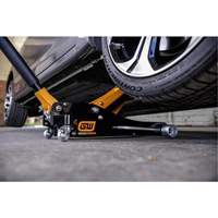 Aluminum Racing Jack, 2 Ton(s) Capacity, 3-1/4" Lowered, 18-1/2" Raised, Manual Hydraulic Waymarc Industries Inc