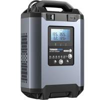 Alimentation stable 90 A et chargeur intelligent 12 V/24 V Tornado90000 Waymarc Industries Inc