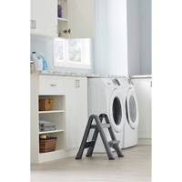 Escabeau repliable, 2 marches, 19-1/2" x 20-1/2" x Hauteur 22-3/4" Waymarc Industries Inc