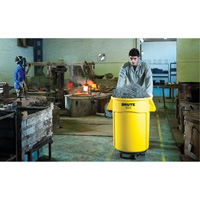 Brute&reg; Dolly, Polyethylene, Black, Fits: 20 - 55 US Gal. Waymarc Industries Inc