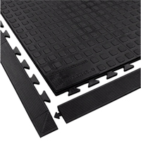 Tapis Rejuvenator Connect No. 502, Polyur&eacute;thane, 3-1/4' la c, 3-1/4' lo, 5/8" &eacute;paisseur, Jaune Waymarc Industries Inc