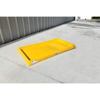 Plateaux Ultra-Containment Tray, 54" lo x 29,8" la x 3,5" h, Cap. de d&eacute;versement 16,5 gal. US Waymarc Industries Inc