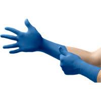 UltraSense&reg; EC Gloves, X-Small, Nitrile, 5-mil, Powder-Free, Blue, Class 2 Waymarc Industries Inc