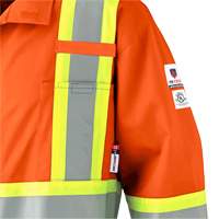 7702 Combinaison de s&eacute;curit&eacute; haute visibilit&eacute; ignifuge, Taille 36, Orange Waymarc Industries Inc