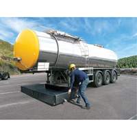 Ultra-Tanker Berm, 374 US gal. Capacity, 5' W x 10' L x 12" H, Foam Wall Waymarc Industries Inc