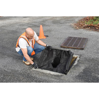 Bac de r&eacute;tention carr&eacute; Ultra-Drain Guard avec orifice de trop-plein, Huile & s&eacute;diments, 16" - 28" lo x 20" - 36" la Waymarc Industries Inc