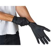 Emballages de gants jetables pour machine distributrice, Petit, Nitrile, 5 mils, Sans poudre, Noir, Classe 2 Waymarc Industries Inc