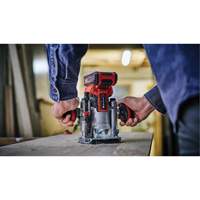 Toupie compacte avec base fixe et plongeante professionnelle sans fil (outil seulement) Waymarc Industries Inc
