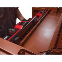 Supports de montage pour &eacute;tag&egrave;re conçus pour le chargeur rapide Gangbox M18 et M12 Waymarc Industries Inc